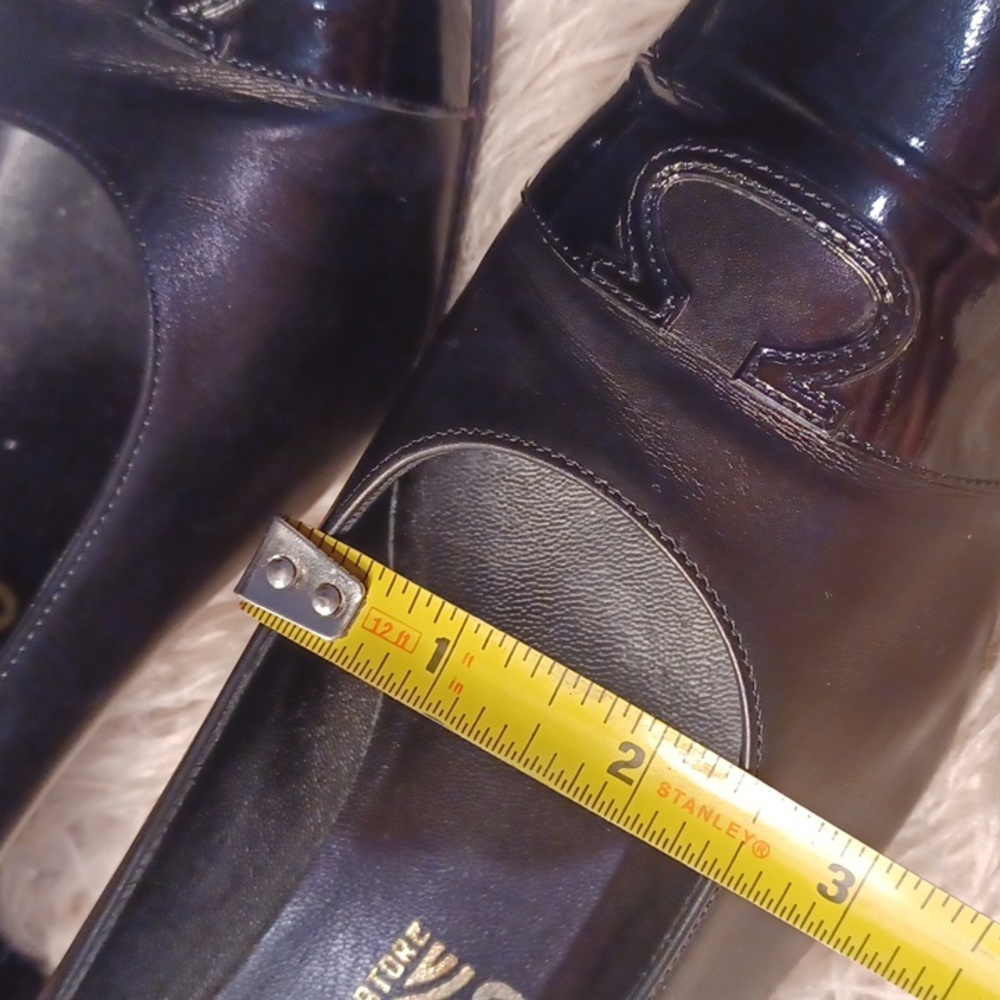 Ferragamo heels - Picture 12 of 15